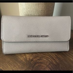Michael Kors trifold wallet